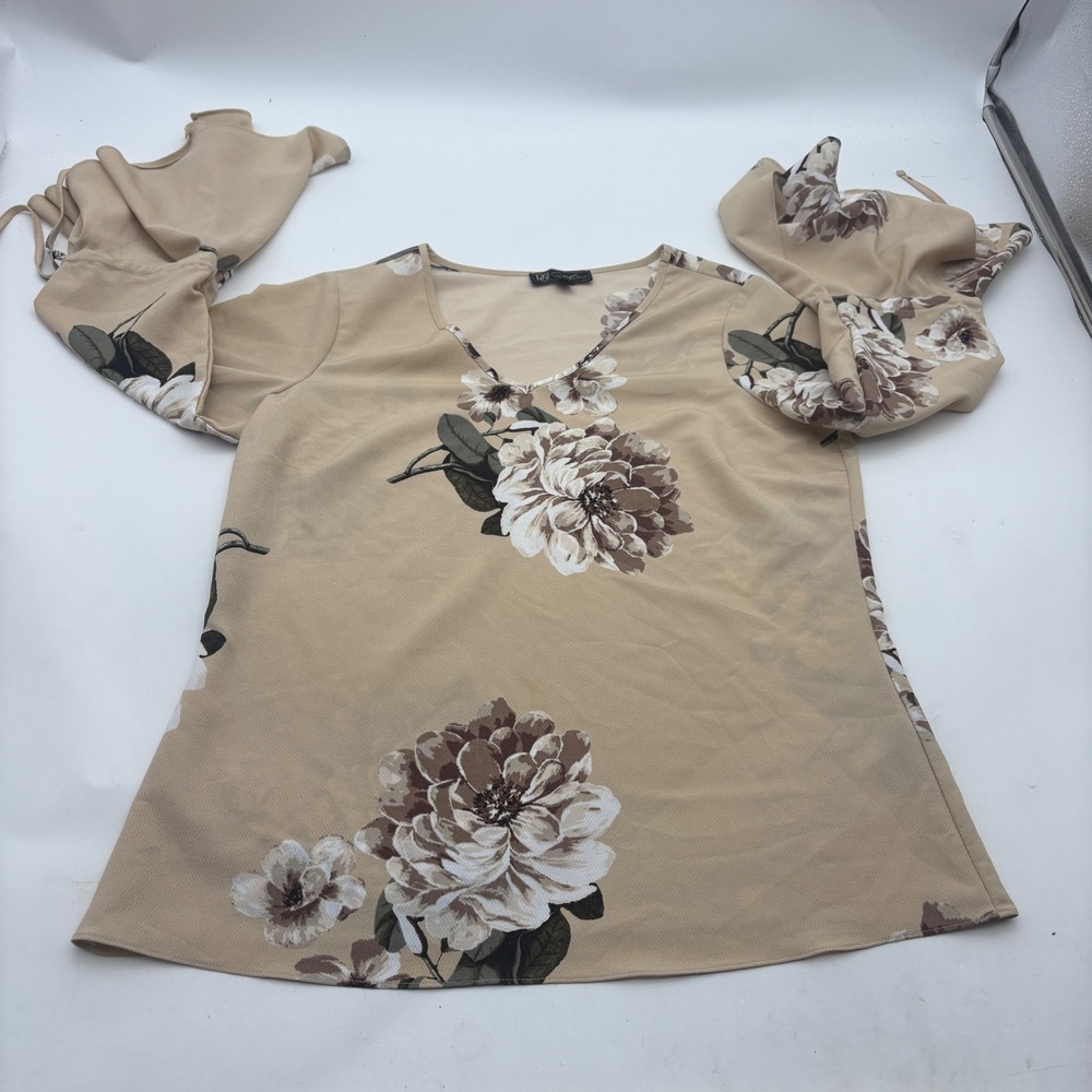 DG2 Diane Gilman Tan Floral V-Neck Blouse Bell Sleeve Tie Accent XS